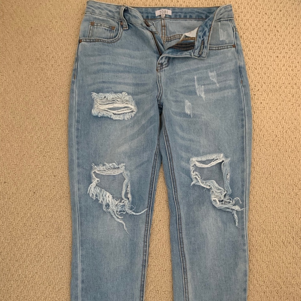 Tobi Ripped Boyfriend denim